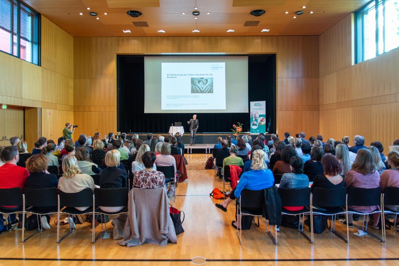 Über 120 interessierte Pädagoginnen und Pädagogen nahmen an der Tagung teil